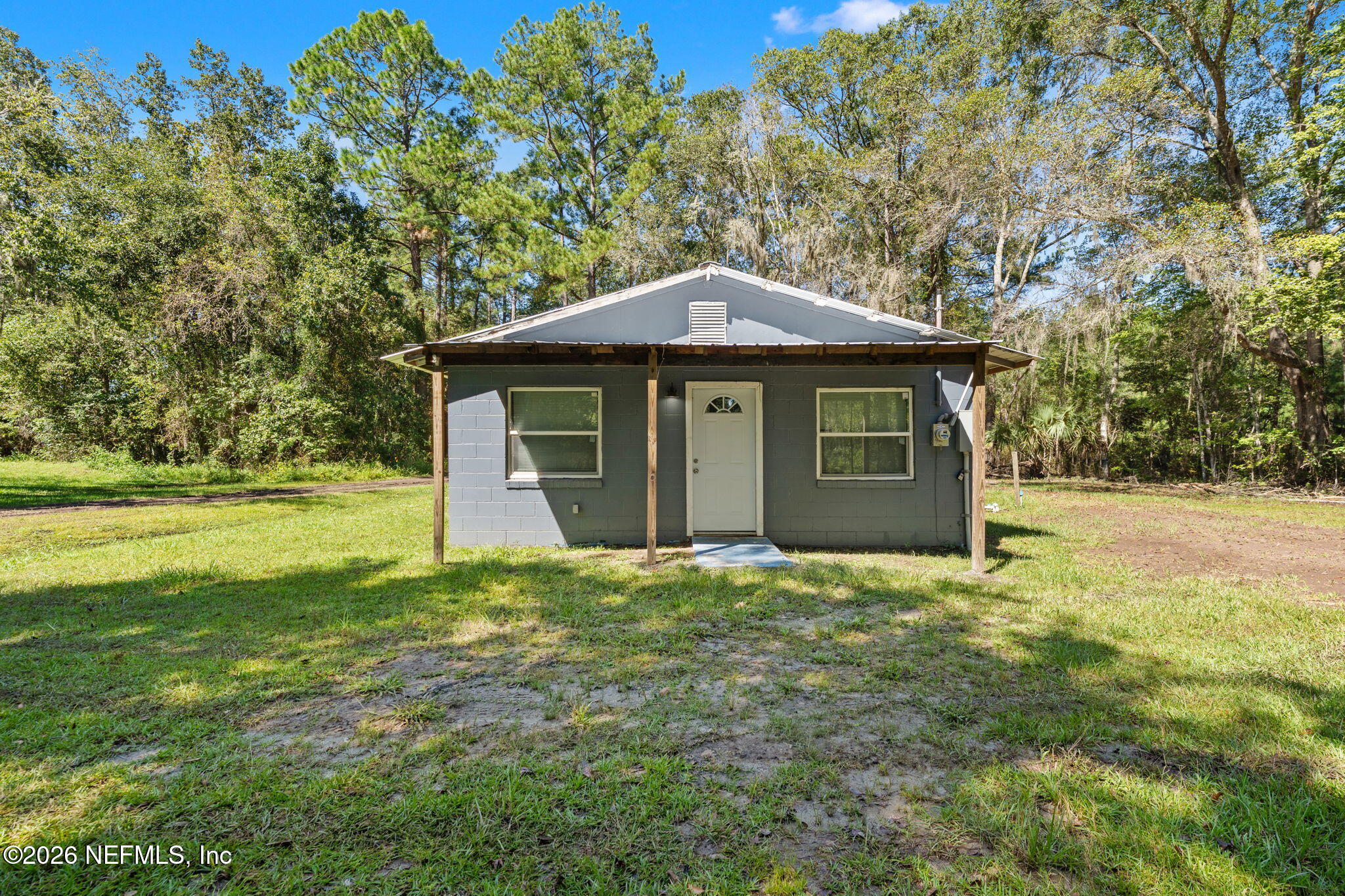 45096 HOLLOWAY Lane