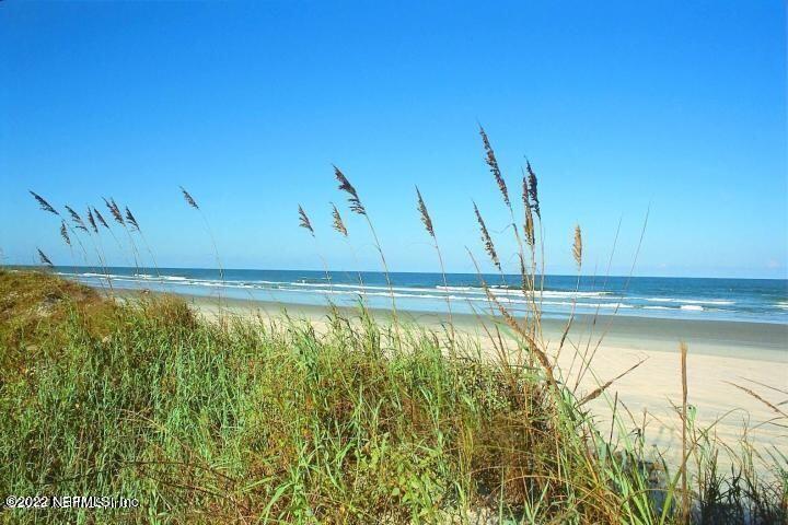 Jacksonville Beach, FL home for sale located at 204 LAGUNA VILLA Boulevard A34, Jacksonville Beach, FL 32250