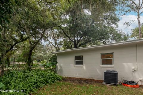 A home in Palatka