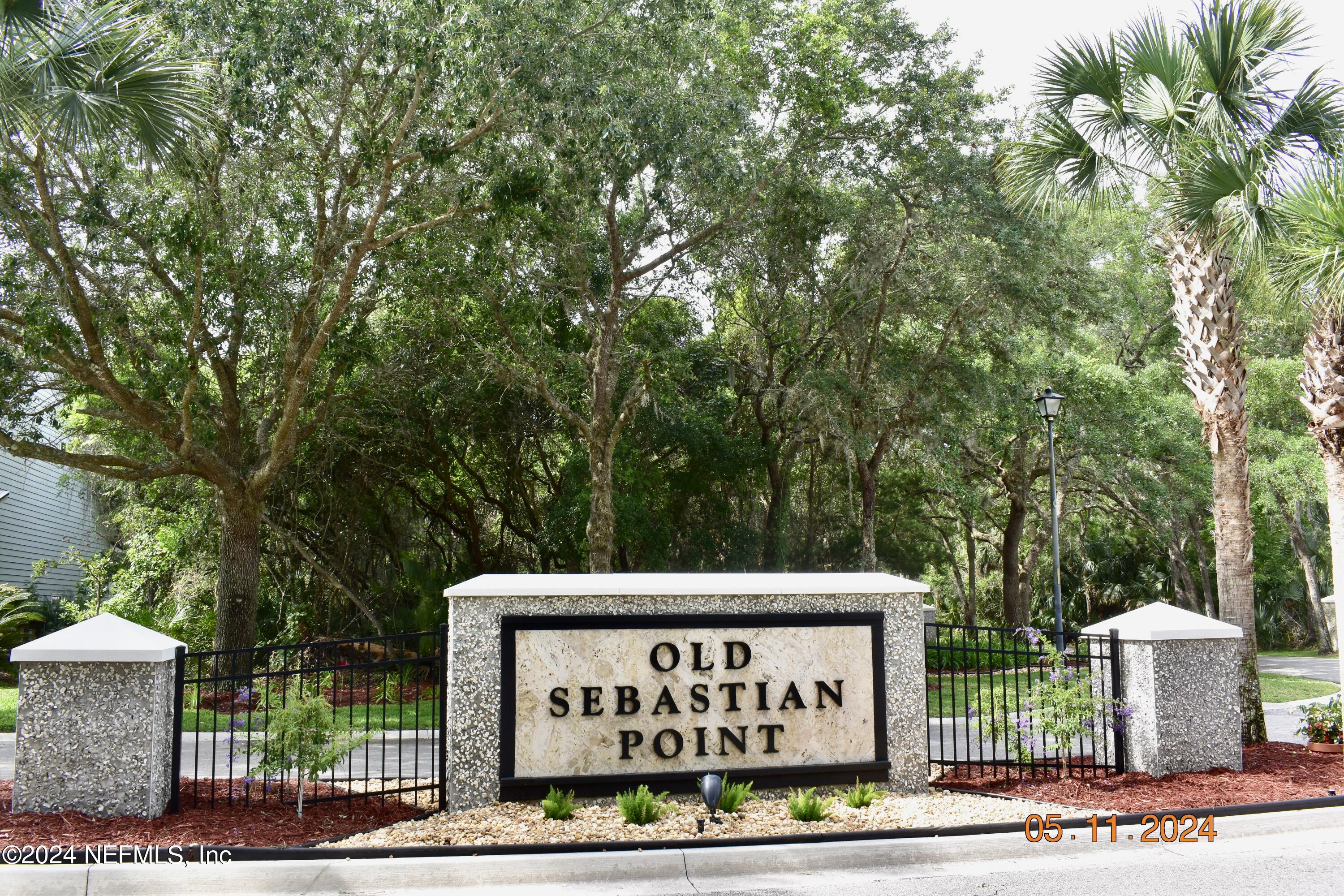 St Augustine, FL home for sale located at 191 Plaza Del Rio Drive, St Augustine, FL 32084