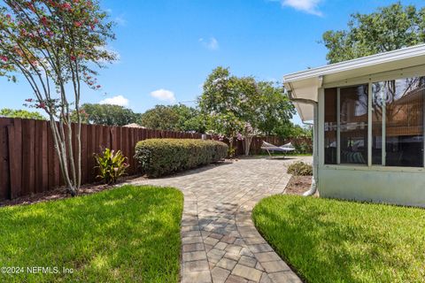 A home in Jacksonville