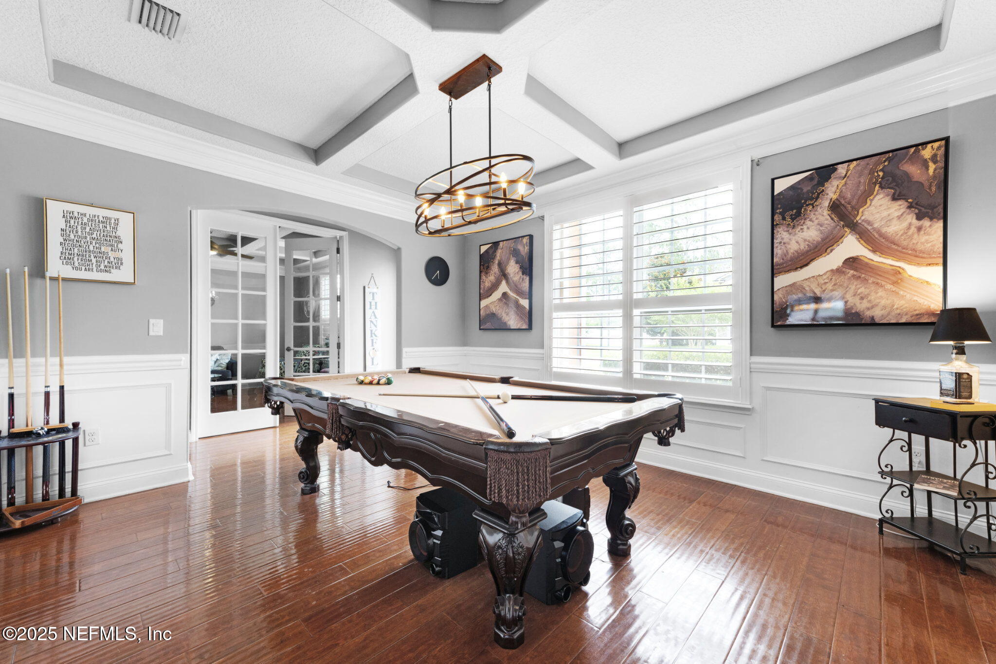 1075 MERLIN Point