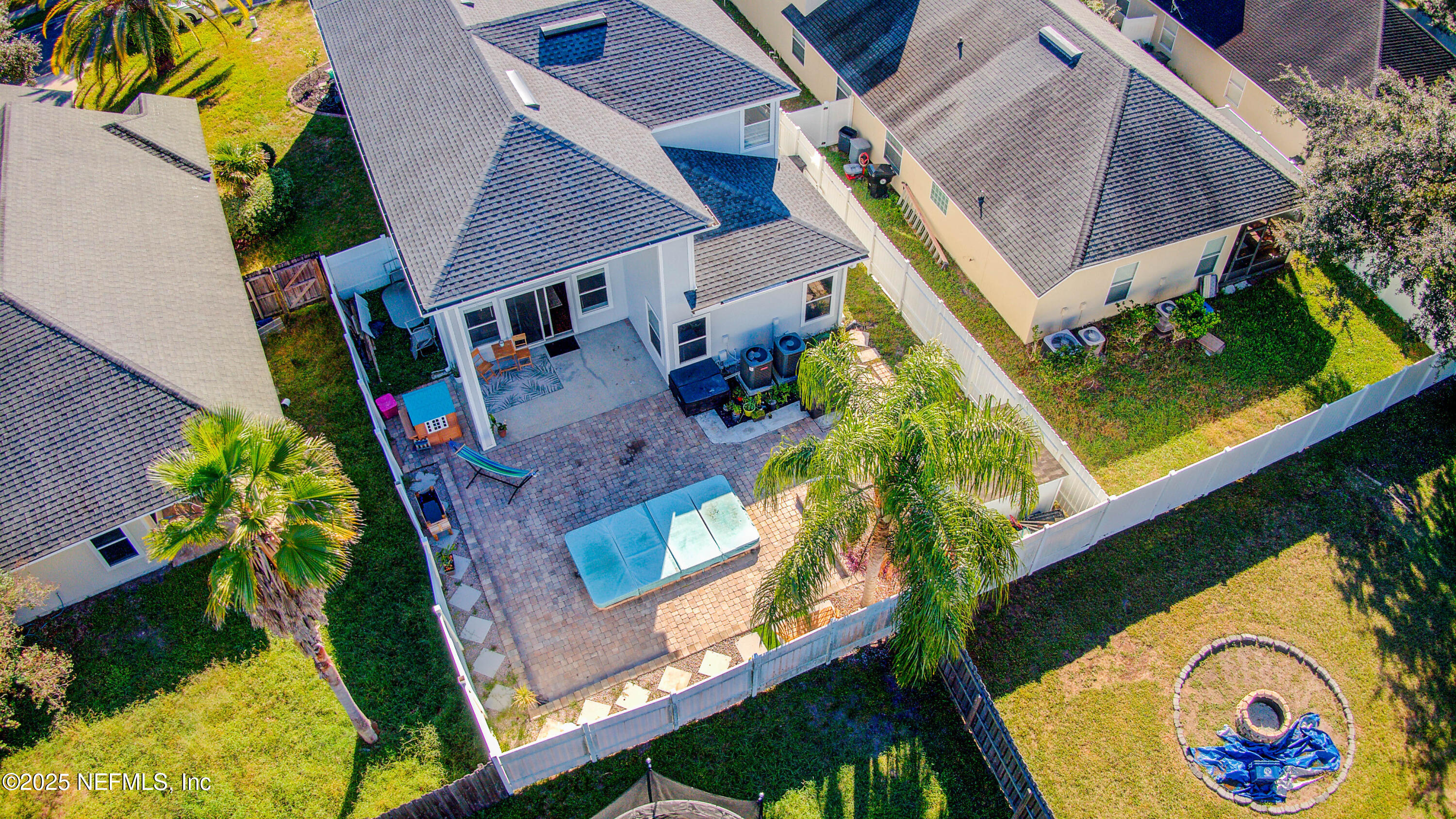 1076 MOOSEHEAD Drive