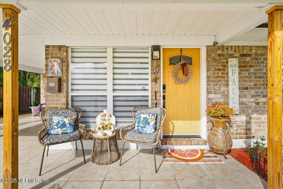 4028 FOREST Boulevard