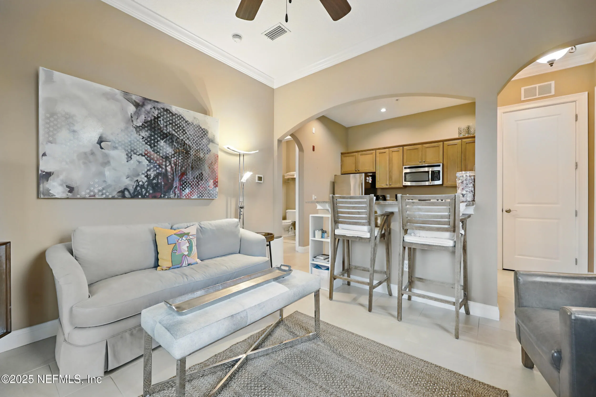 Jacksonville, Florida 32207, United States, 3 Bedrooms Bedrooms, ,4 BathroomsBathrooms,Residential,Pending,87066