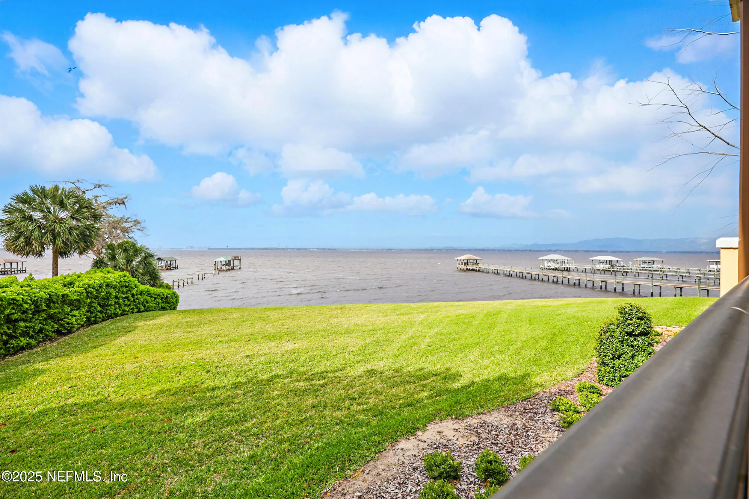 Jacksonville, Florida 32207, United States, 3 Bedrooms Bedrooms, ,4 BathroomsBathrooms,Residential,Pending,87066