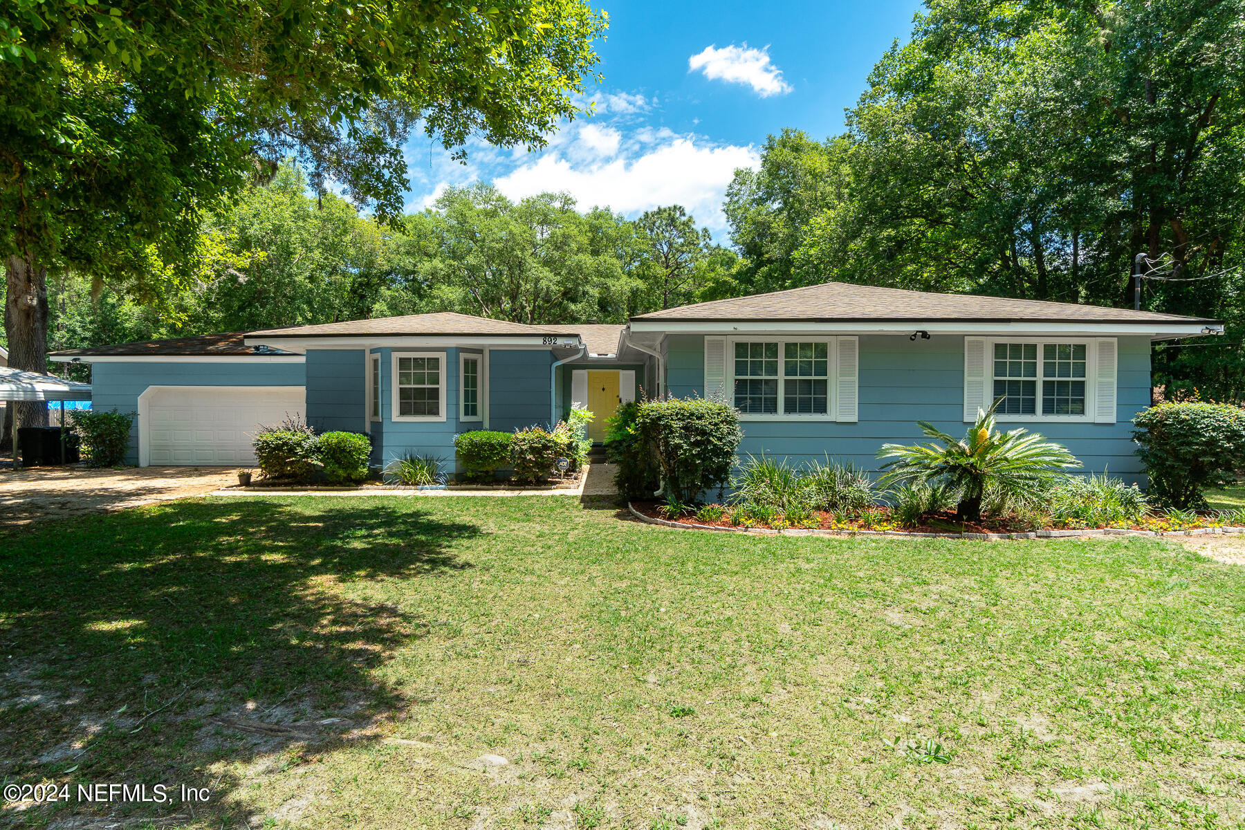 Green Cove Springs, FL home for sale located at 892 Branscomb Road, Green Cove Springs, FL 32043