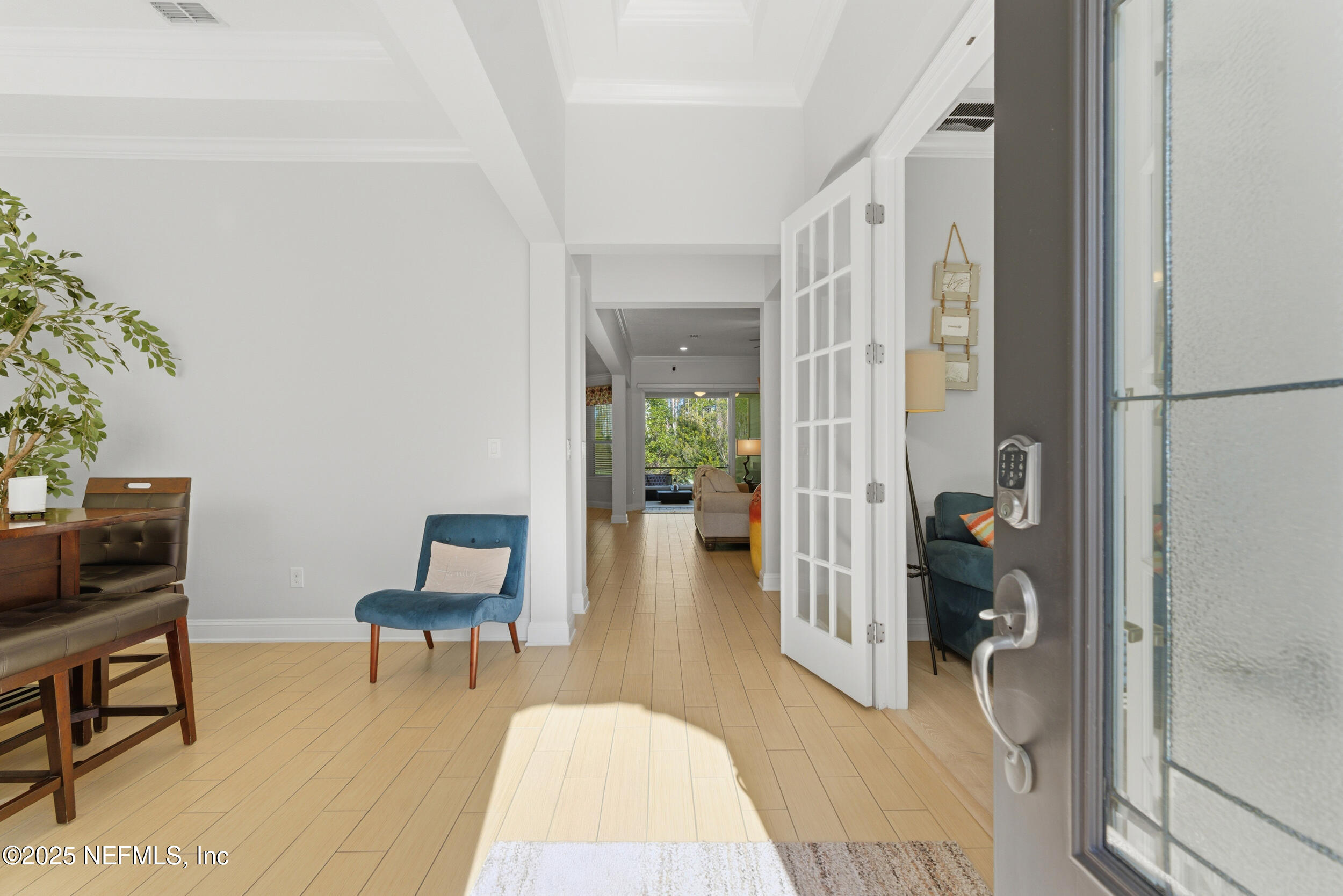 635 ASPEN LEAF Drive