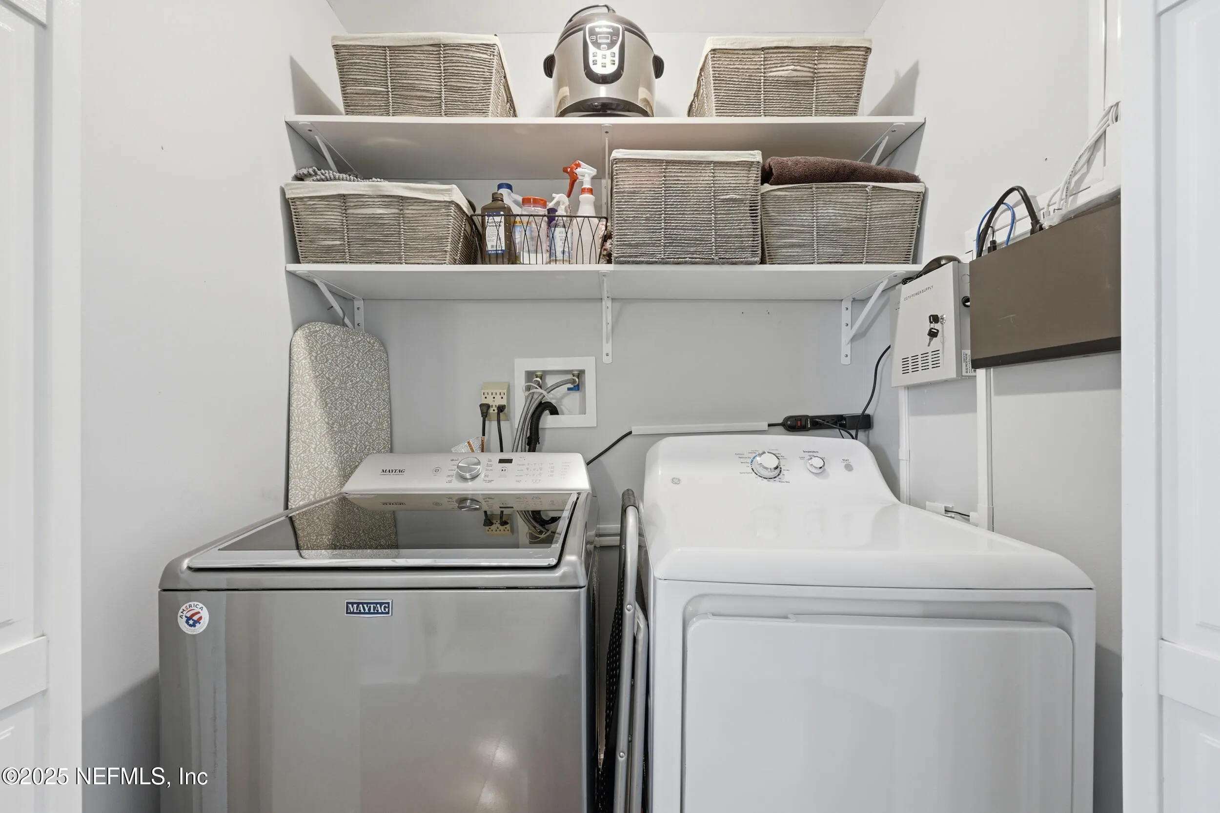 Jacksonville Beach, Florida 32250, United States, 2 Bedrooms Bedrooms, ,1 BathroomBathrooms,Residential,Active,249165