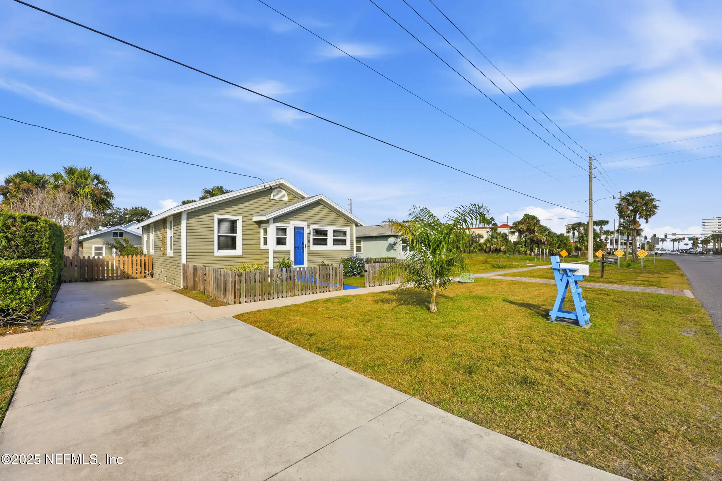 Jacksonville Beach, Florida 32250, United States, 2 Bedrooms Bedrooms, ,1 BathroomBathrooms,Residential,Active,249165