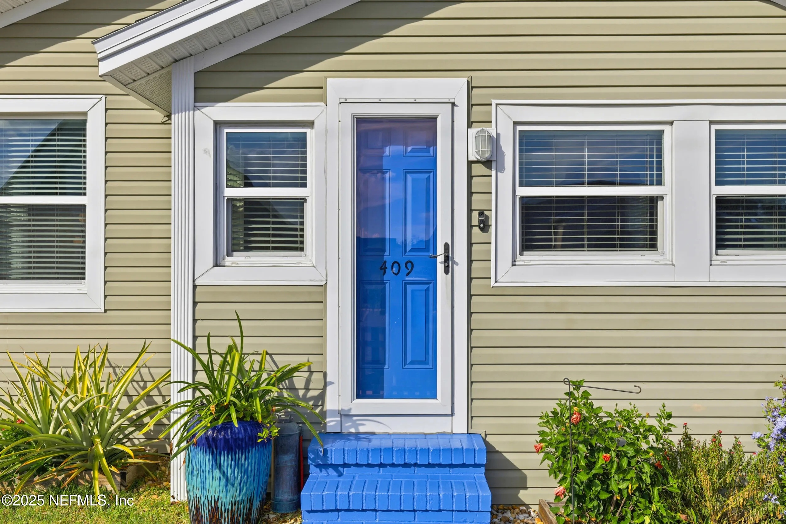 Jacksonville Beach, Florida 32250, United States, 2 Bedrooms Bedrooms, ,1 BathroomBathrooms,Residential,Active,249165