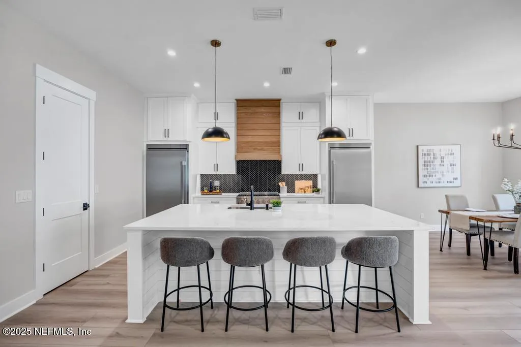 Neptune Beach, Florida 32266, United States, 4 Bedrooms Bedrooms, ,4 BathroomsBathrooms,Residential,Active,113774