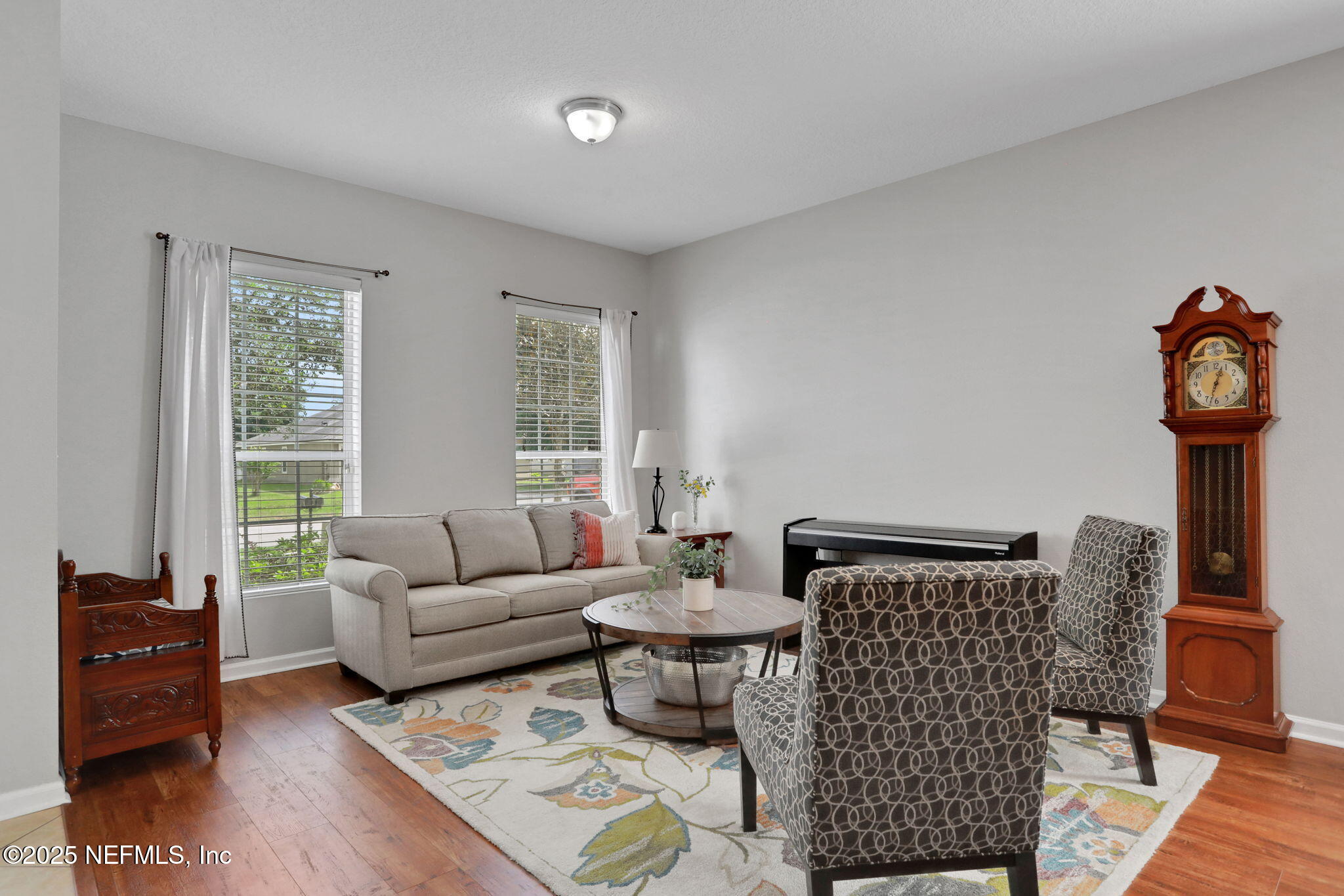 121 MAHOGANY BAY Drive