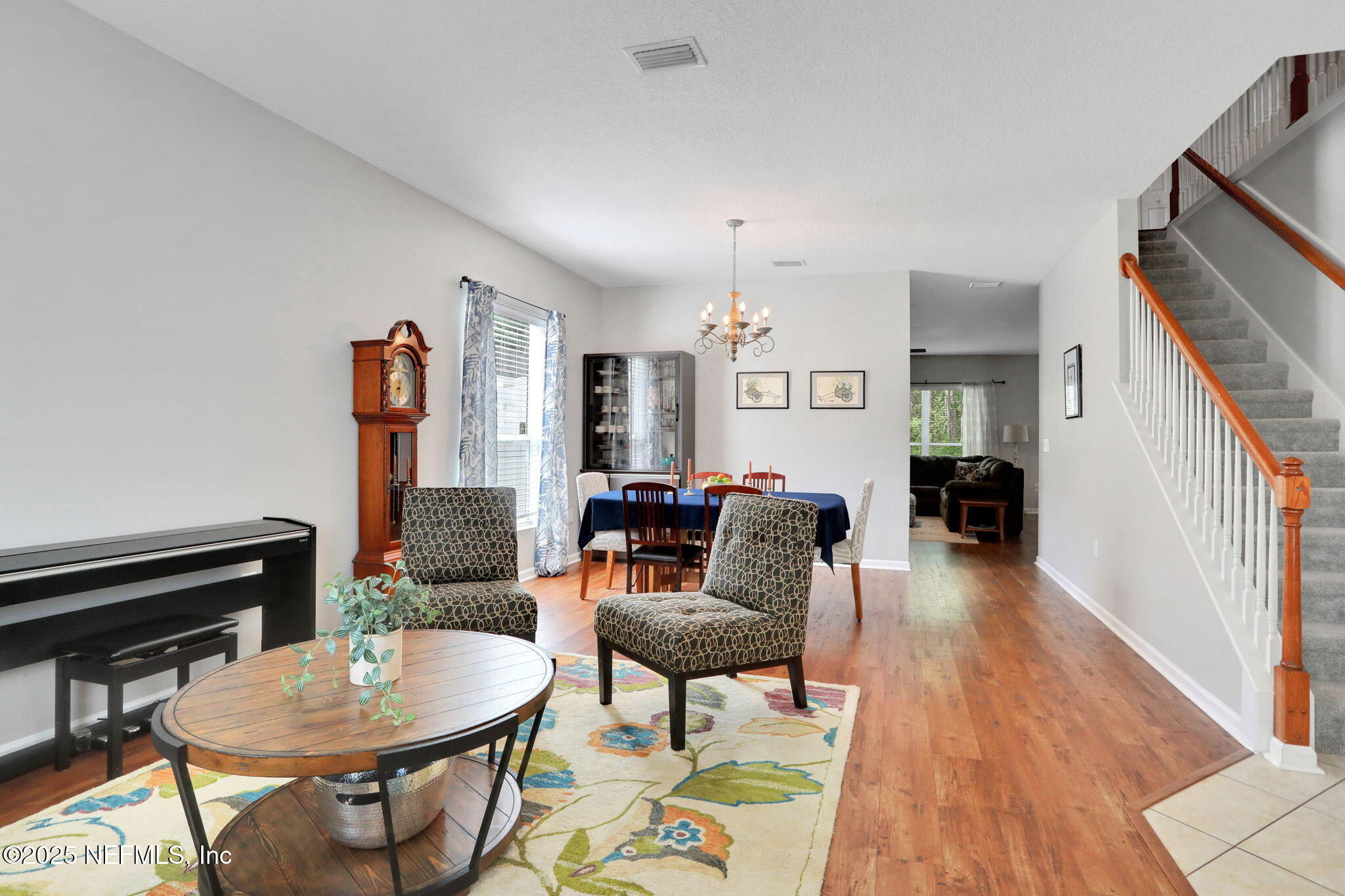 121 MAHOGANY BAY Drive