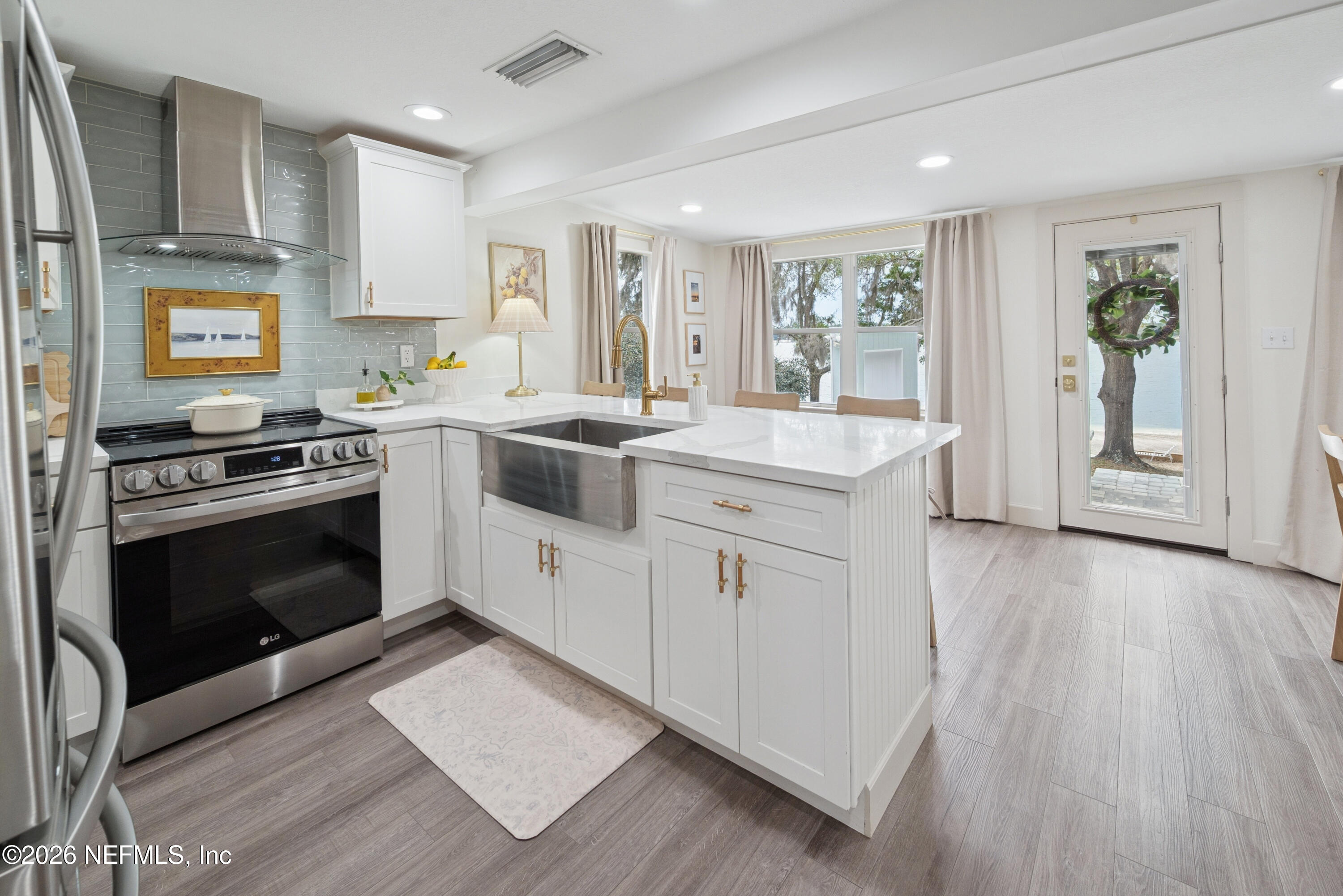 6698 CRYSTAL LAKE Road