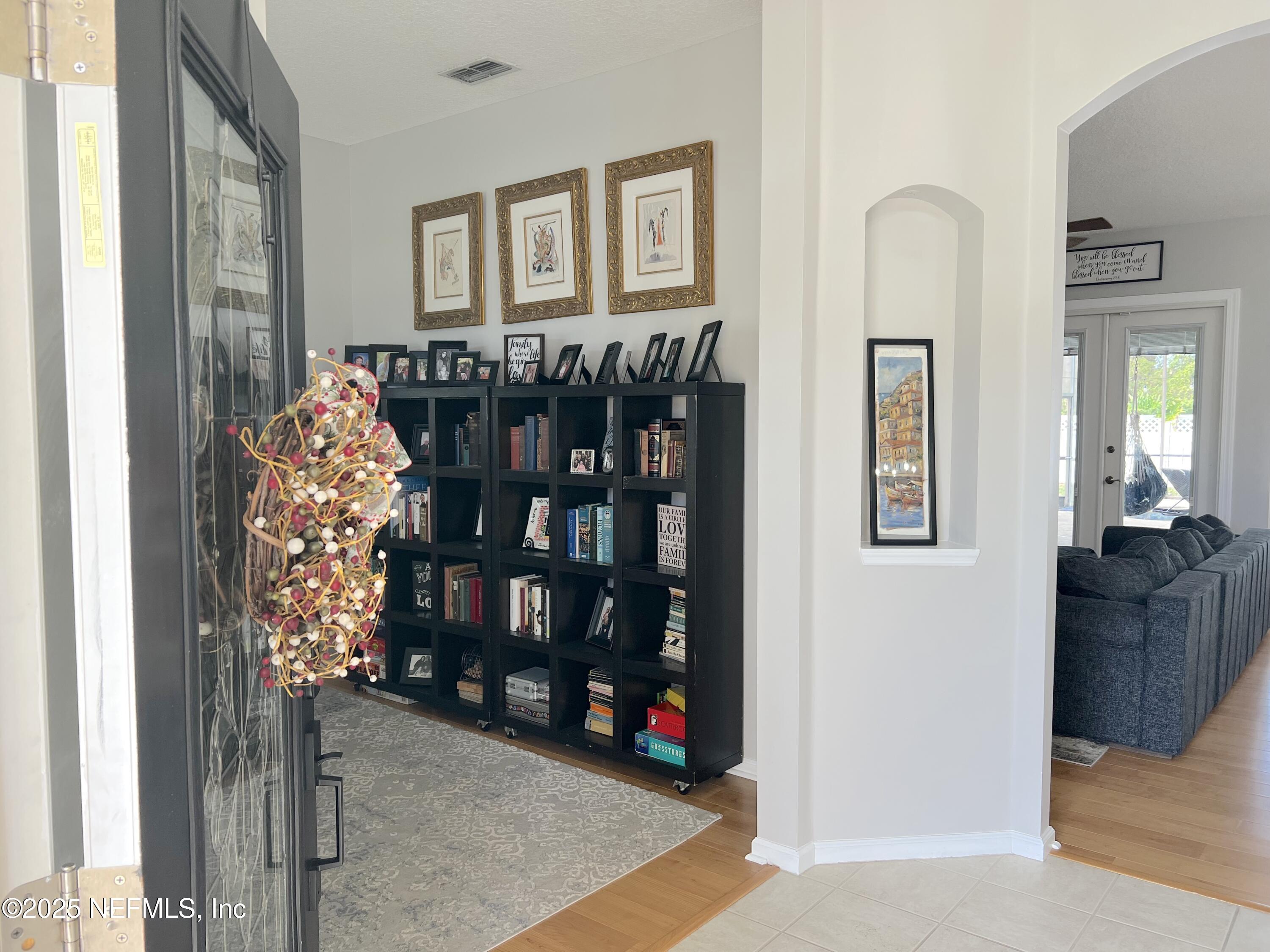 2020 BELLE GROVE Trace