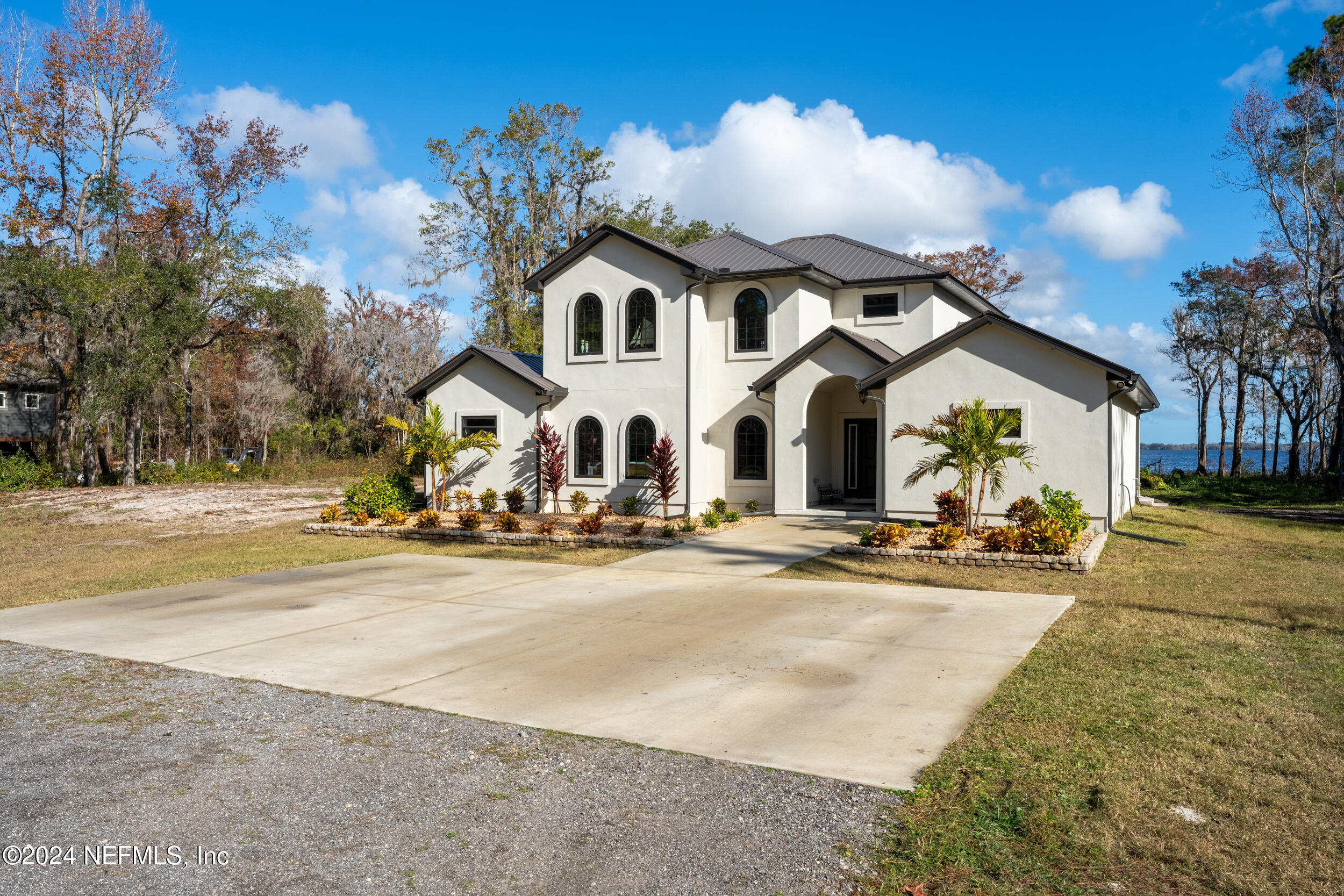 770 RIVER MIST Bend
