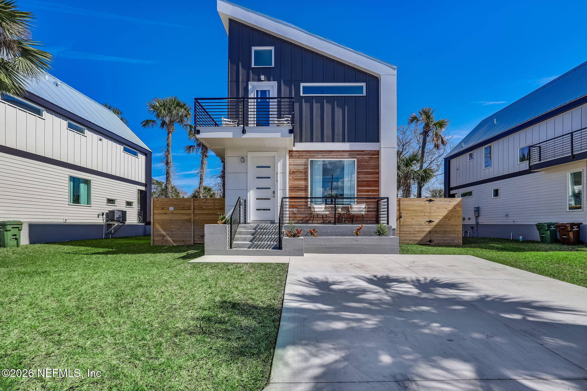 315 RIBERIA Street