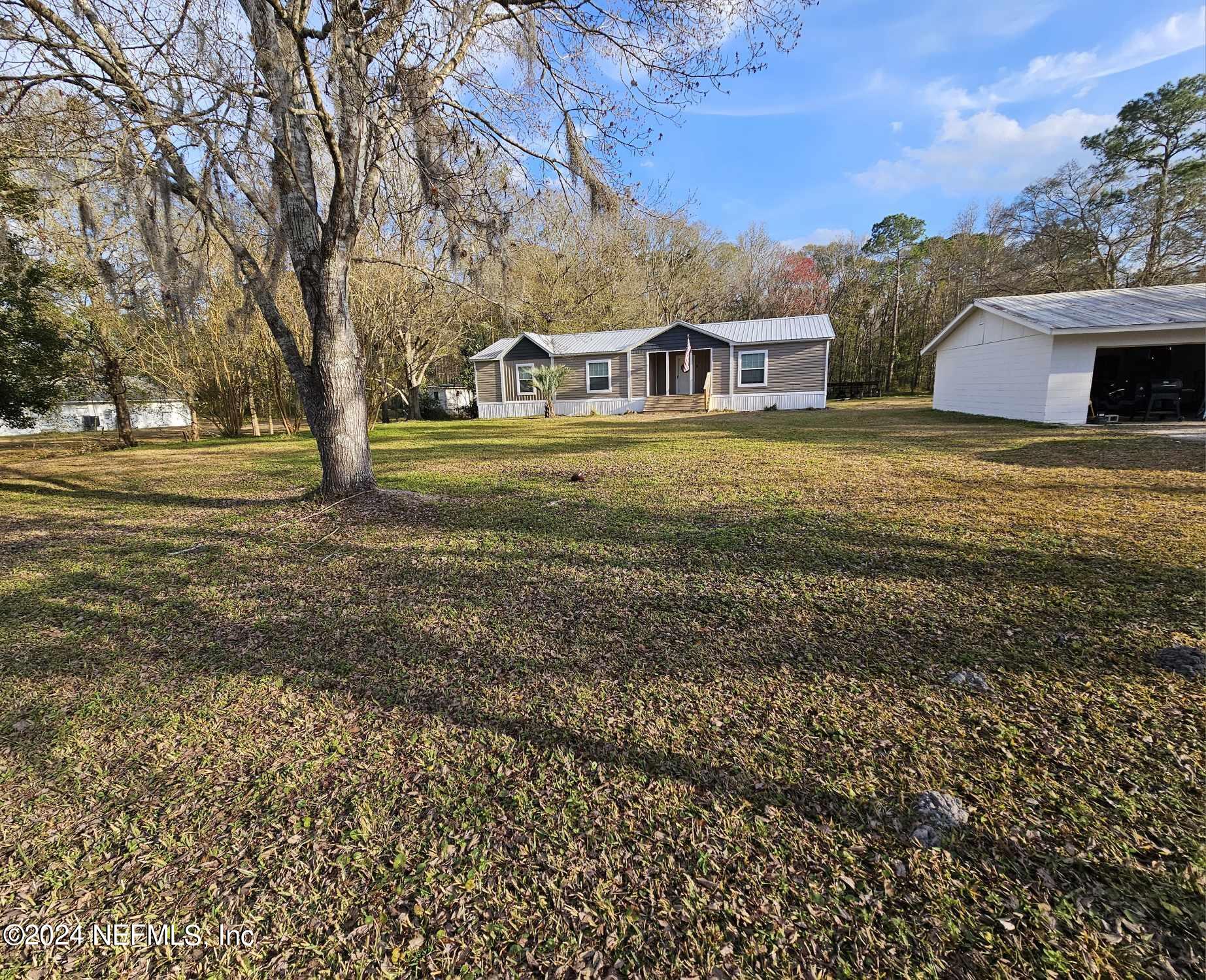 Callahan, FL home for sale located at 54274 JANICE Drive, Callahan, FL 32011