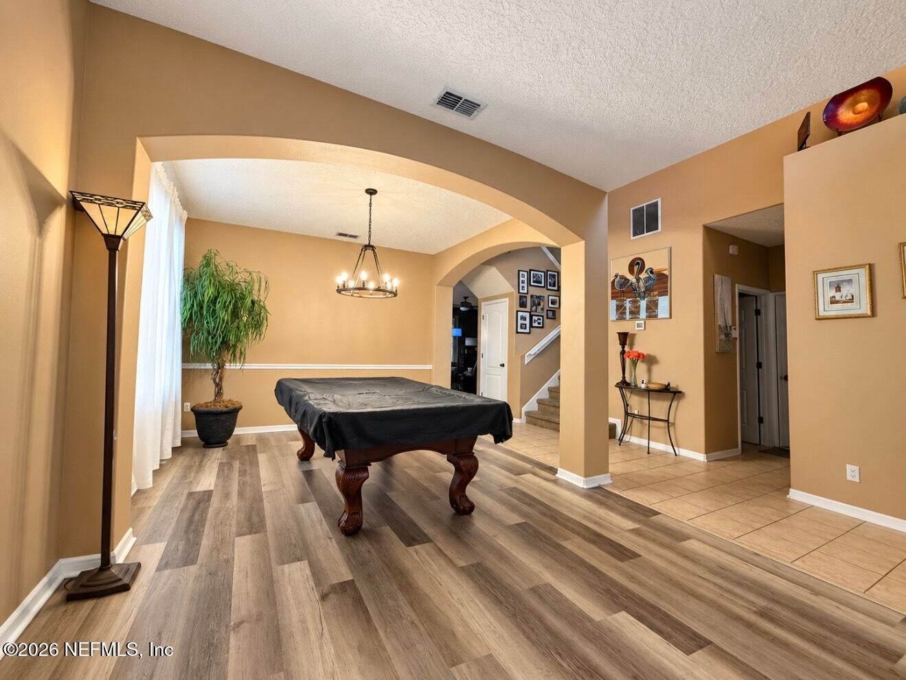 618 WAKEVIEW Drive