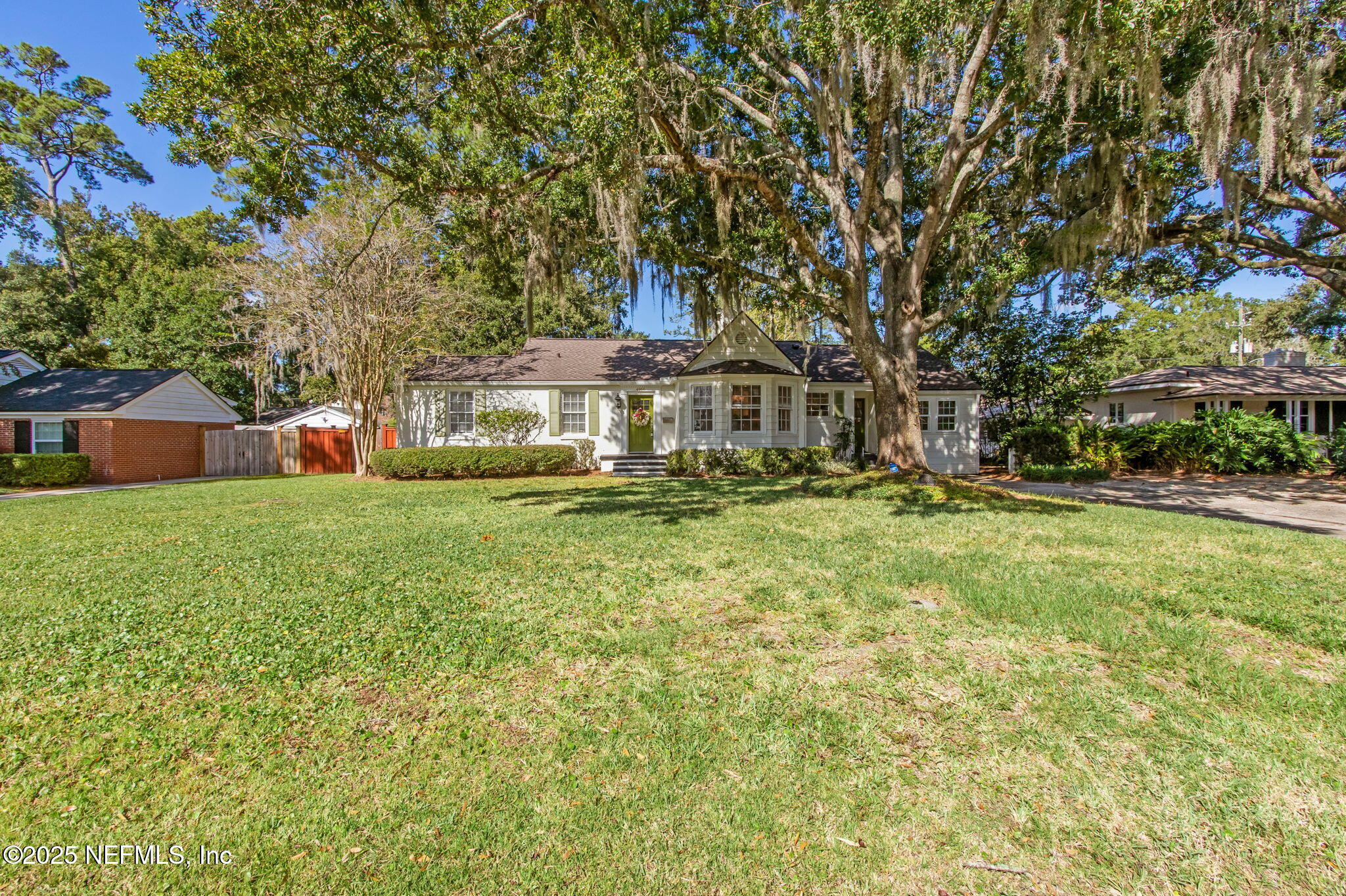 4966 ARAPAHOE Avenue