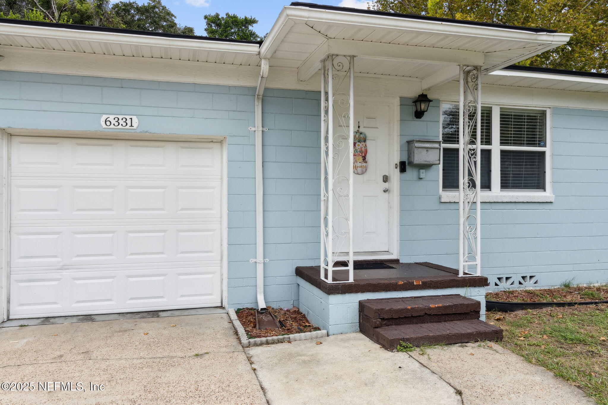 6331 SHADY OAK Drive