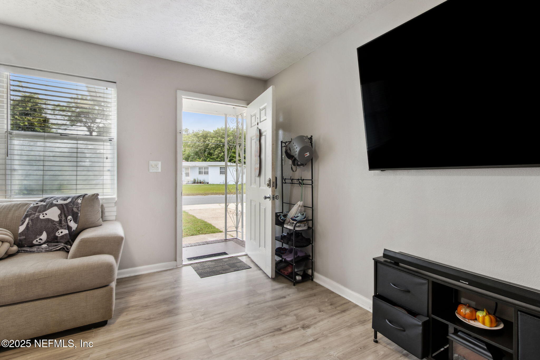 6331 SHADY OAK Drive