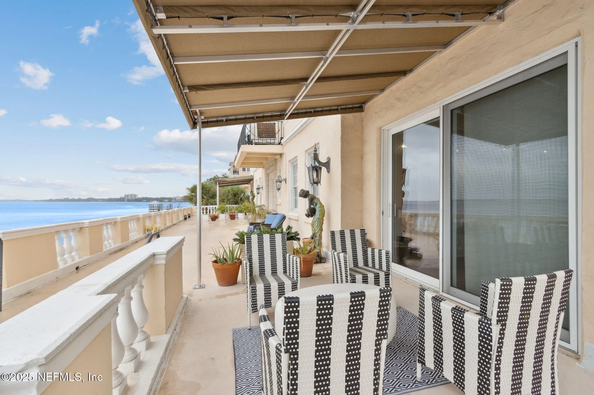 Jacksonville, Florida 32204, United States, 3 Bedrooms Bedrooms, ,3 BathroomsBathrooms,Residential,Active,208199