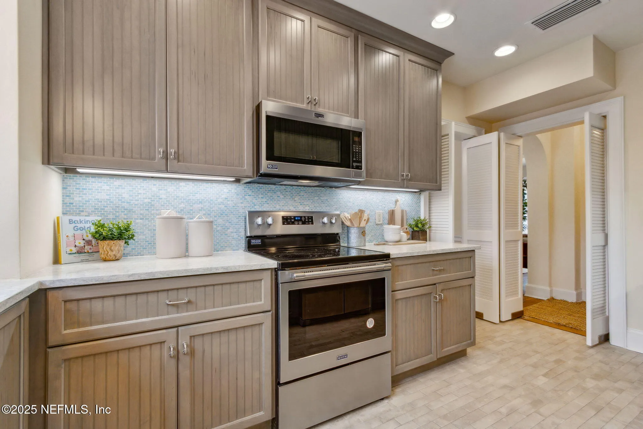 Jacksonville, Florida 32204, United States, 3 Bedrooms Bedrooms, ,3 BathroomsBathrooms,Residential,Active,208199