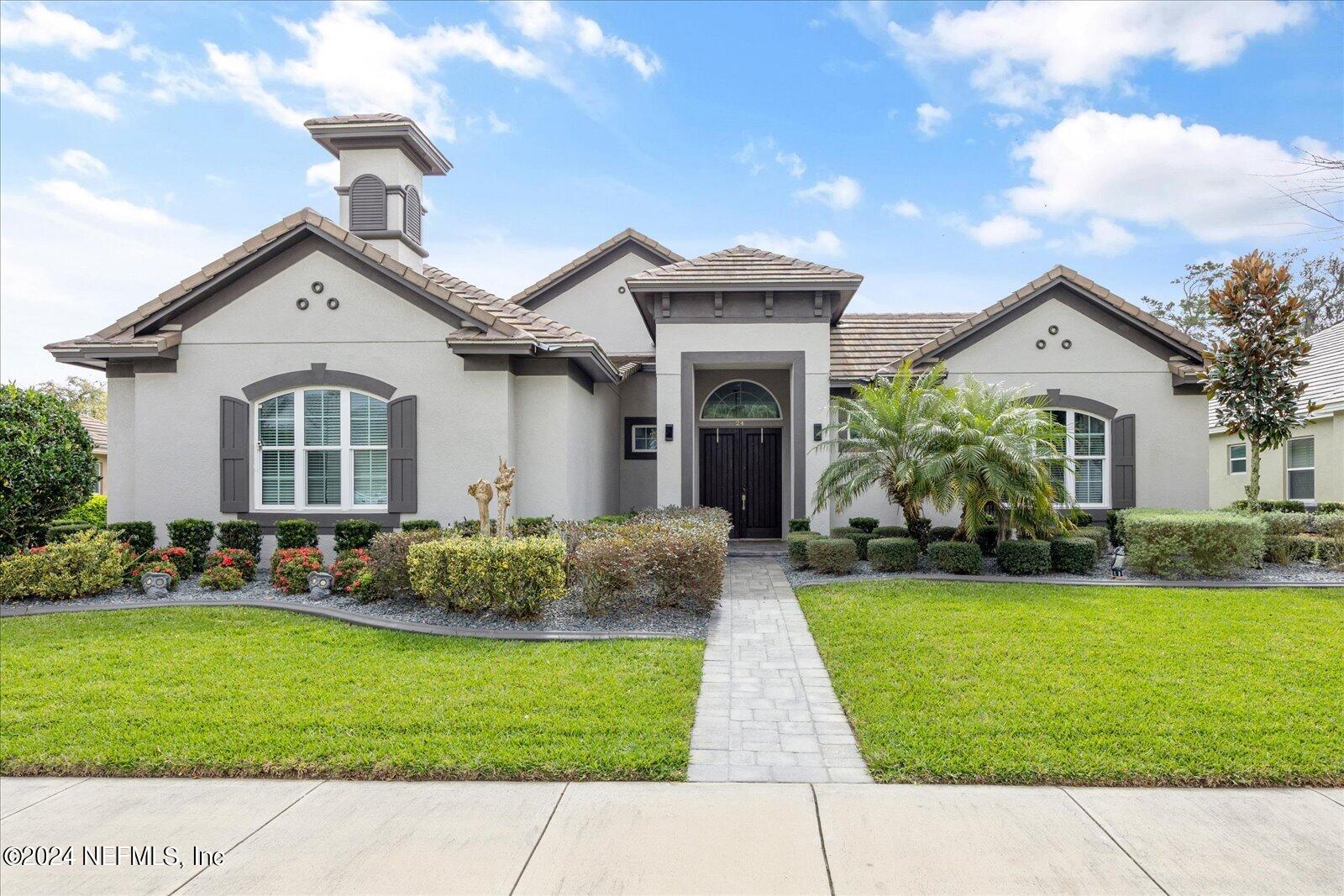 Palm Coast, FL home for sale located at 24 NEW WATER OAK Drive, Palm Coast, FL 32137
