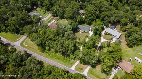 A home in Middleburg