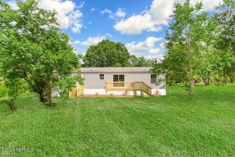 A home in Middleburg