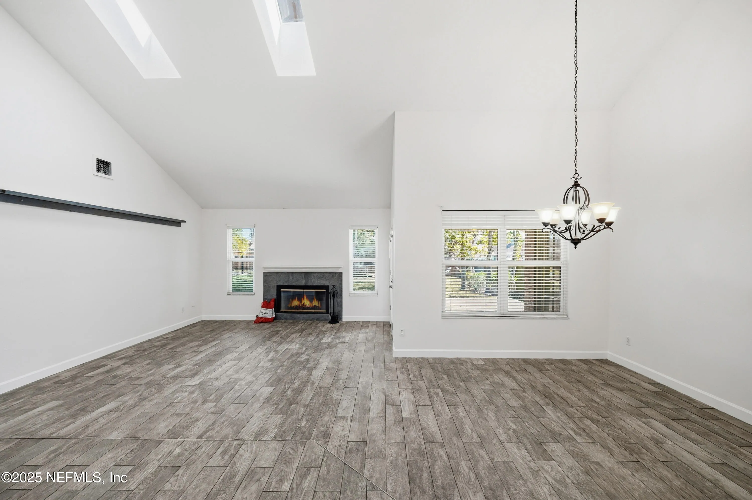 Orange Park, Florida 32065, United States, 4 Bedrooms Bedrooms, ,3 BathroomsBathrooms,Residential,Active,192502