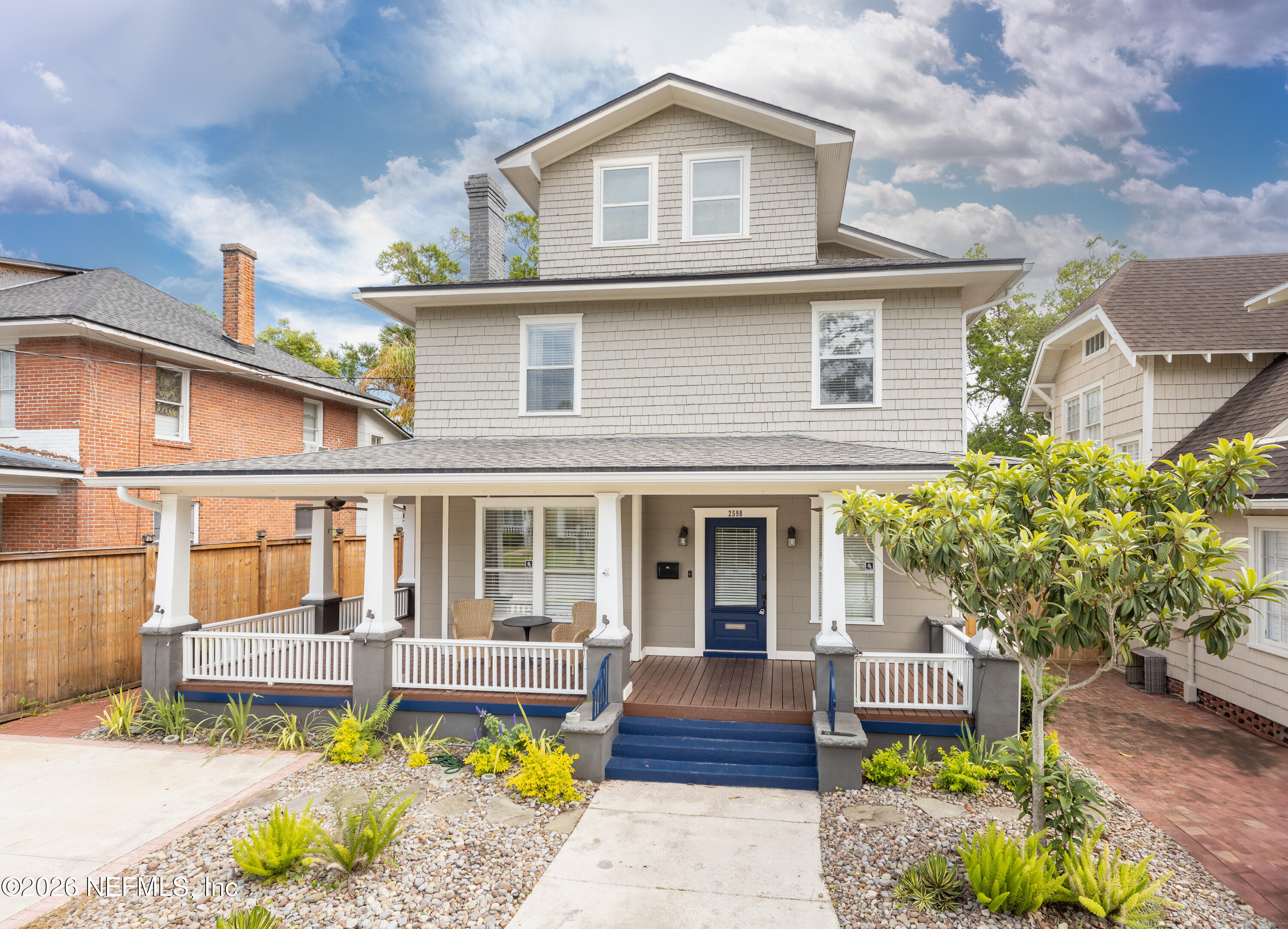 2598 HERSCHEL Street