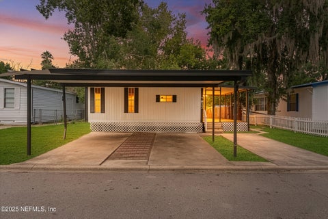 Photo of 7623 SUNWOOD Drive, Jacksonville, FL 32256 (MLS # 2164505)