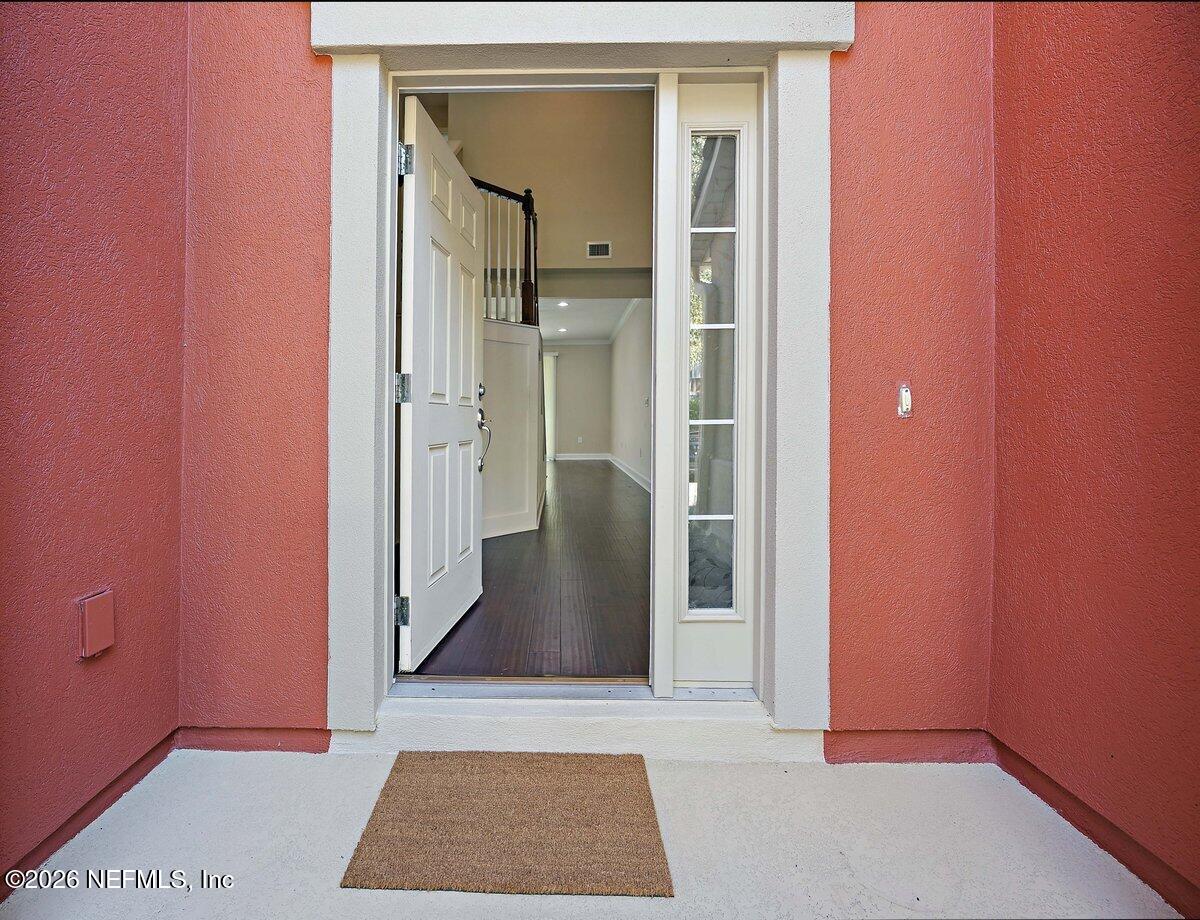 13435 ISLA VISTA Drive