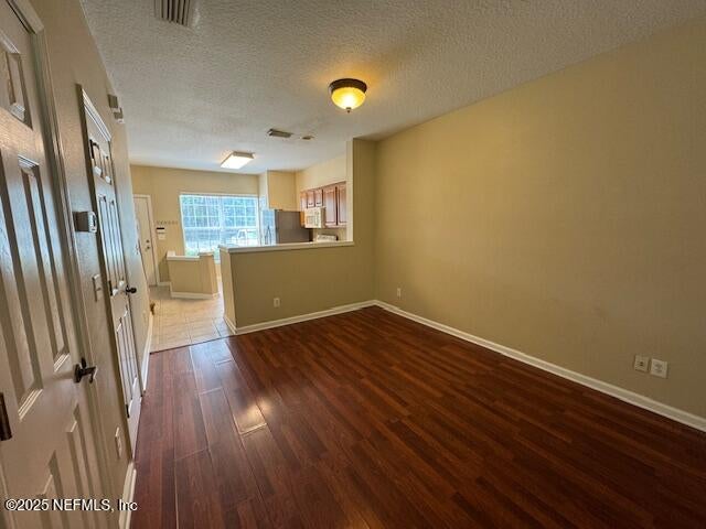 3469 LONE TREE Lane