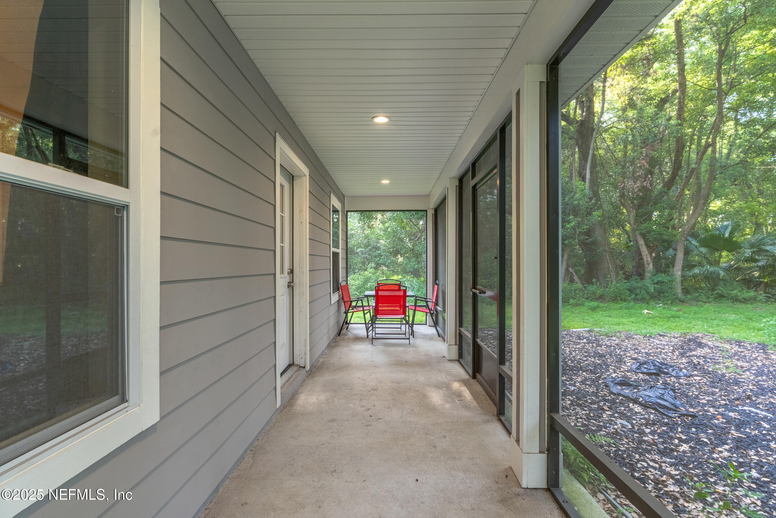 3153 W 15TH Street