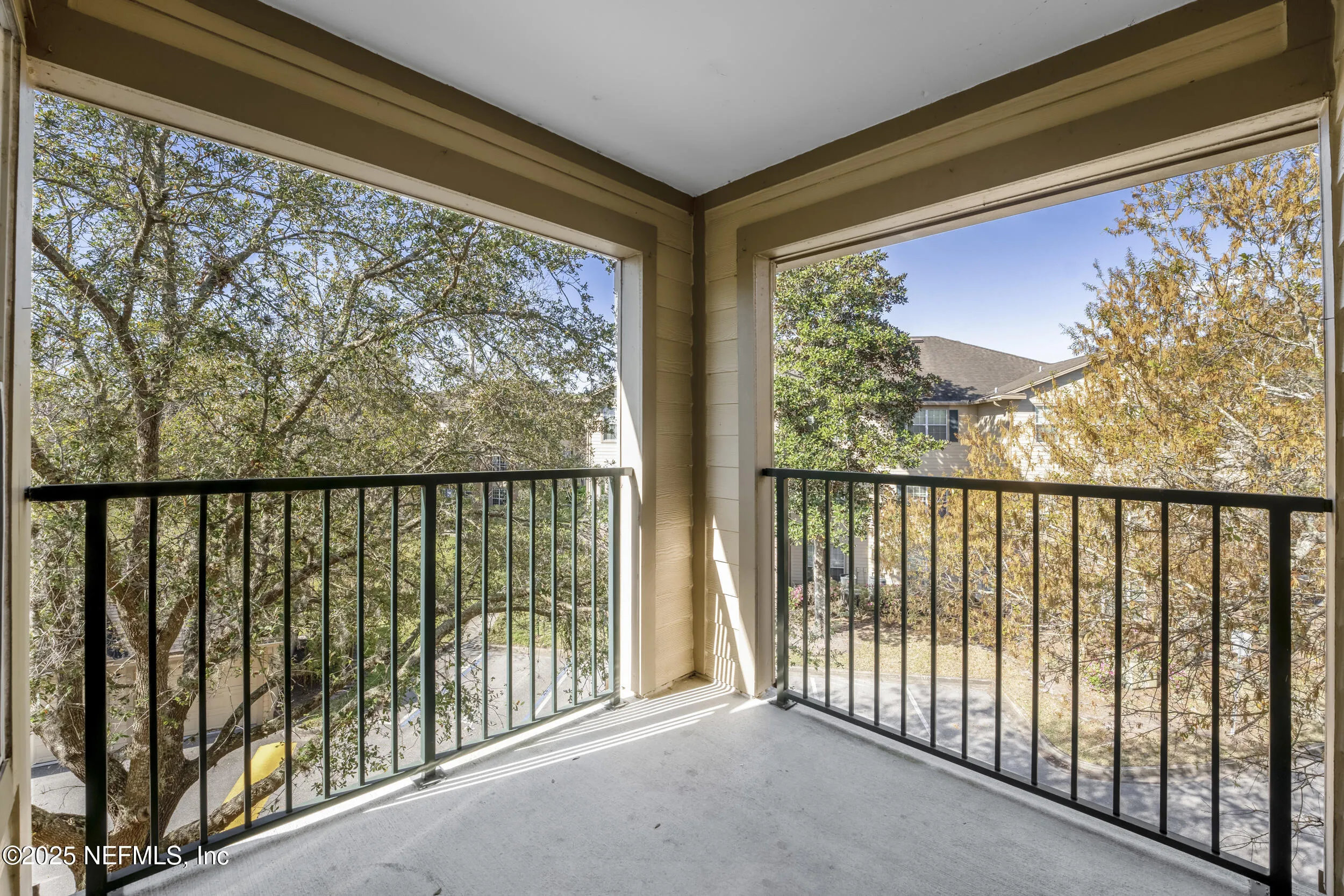 Jacksonville, Florida 32256, United States, 3 Bedrooms Bedrooms, ,2 BathroomsBathrooms,Residential,Active,92292