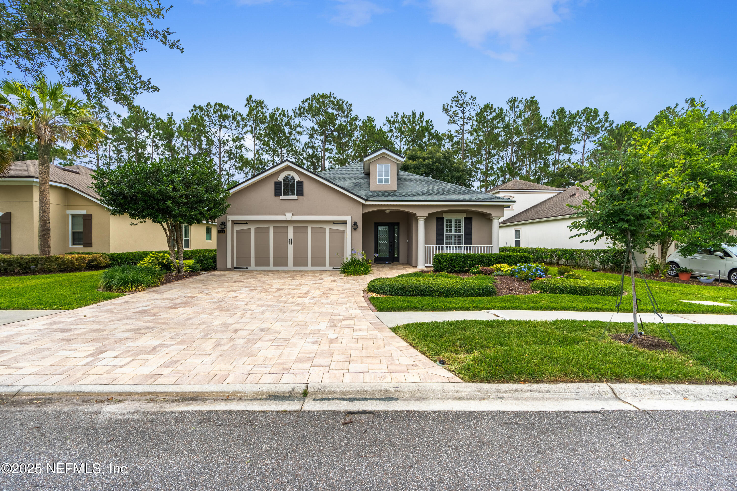 844 CHANTERELLE Way