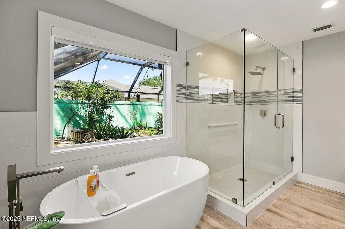 Ponte Vedra Beach, Florida, 32082, United States, 4 Bedrooms Bedrooms, ,4 BathroomsBathrooms,Residential,Active,1998095