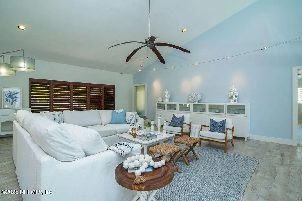 Ponte Vedra Beach, Florida, 32082, United States, 4 Bedrooms Bedrooms, ,4 BathroomsBathrooms,Residential,Active,1998095