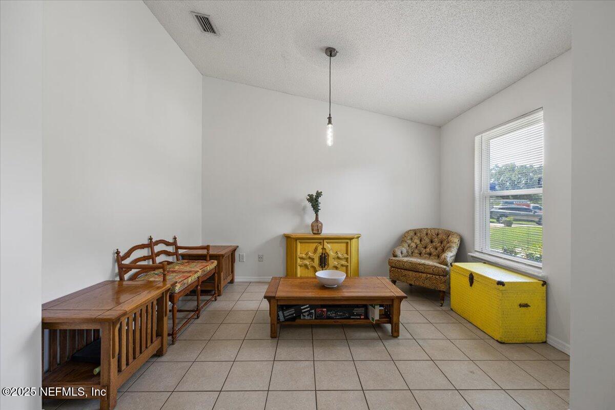 1793 CHANDELIER Circle W