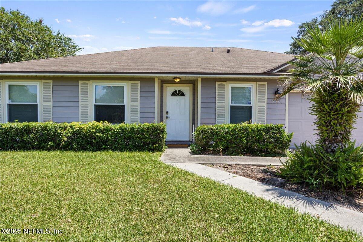 1793 CHANDELIER Circle W