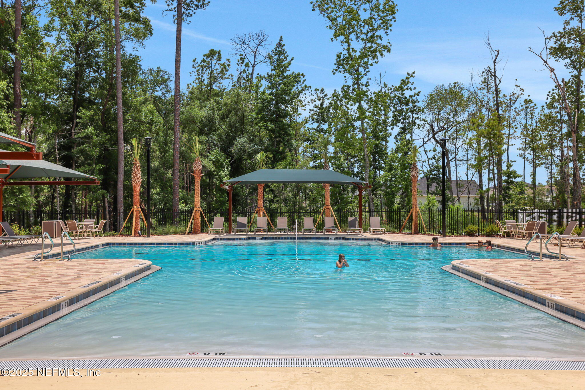 2475 JENNINGS FARM Drive