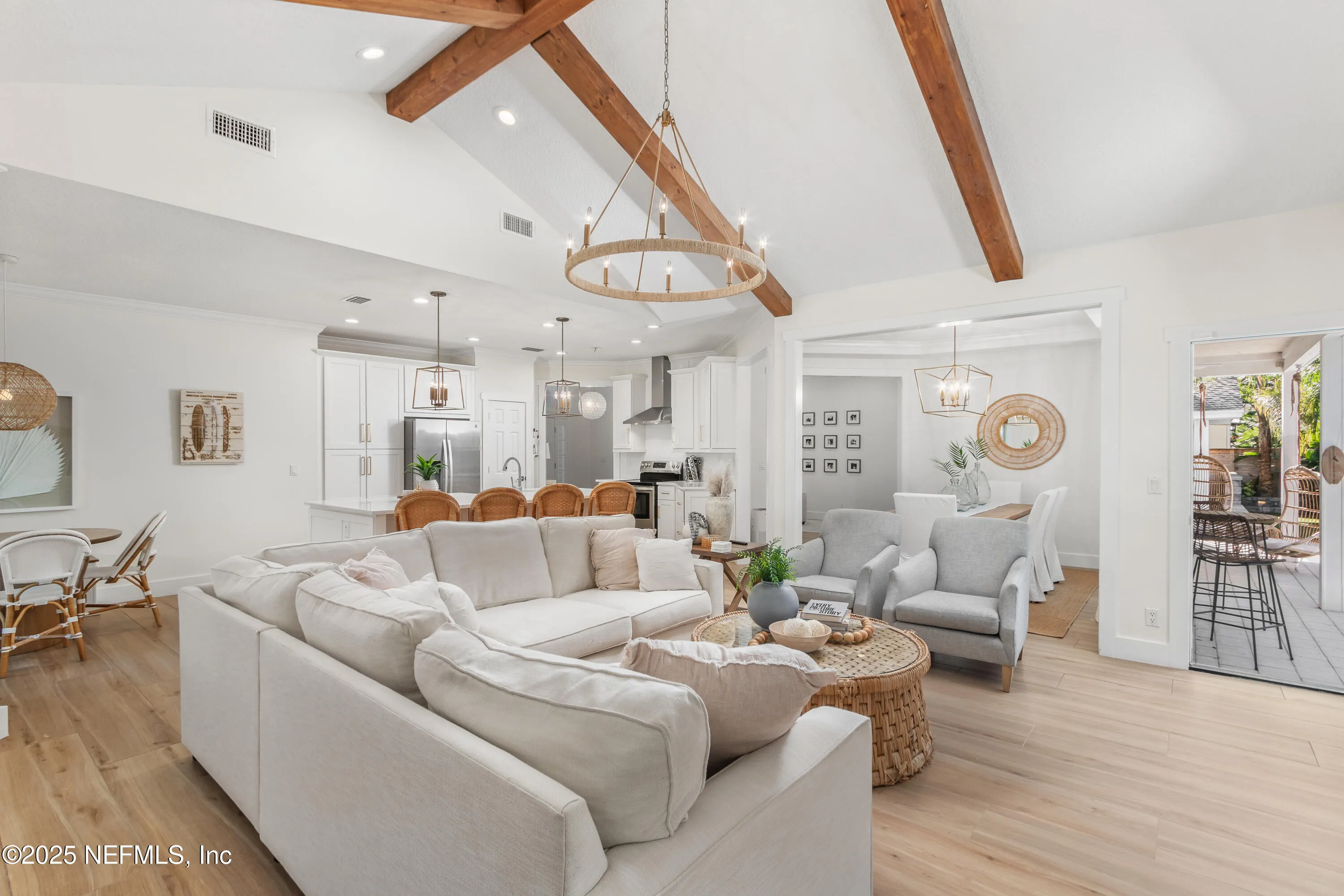 Jacksonville Beach, Florida 32250, United States, 4 Bedrooms Bedrooms, ,2 BathroomsBathrooms,Residential,Pending,94501