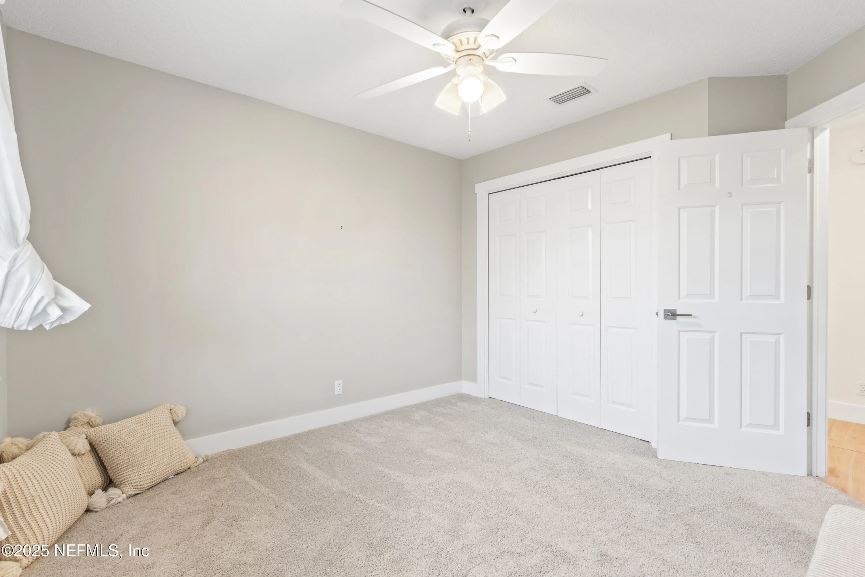 Jacksonville Beach, Florida 32250, United States, 4 Bedrooms Bedrooms, ,2 BathroomsBathrooms,Residential,Pending,94501