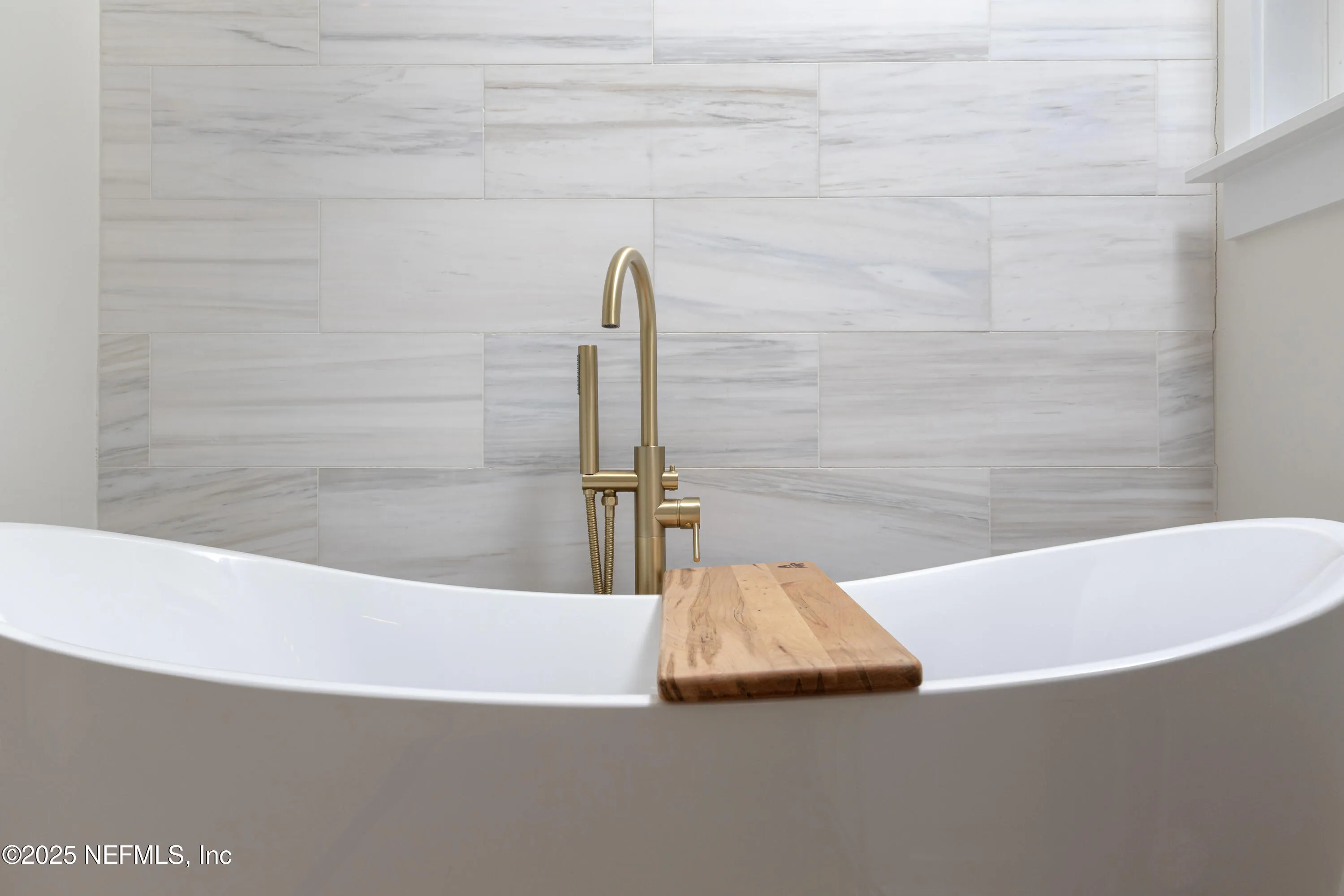 Jacksonville Beach, Florida 32250, United States, 4 Bedrooms Bedrooms, ,2 BathroomsBathrooms,Residential,Pending,94501