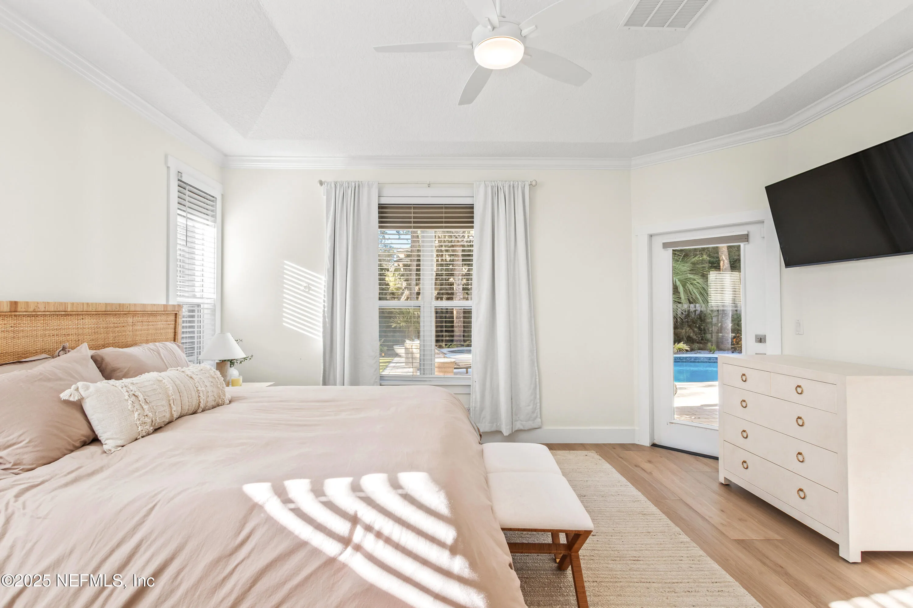 Jacksonville Beach, Florida 32250, United States, 4 Bedrooms Bedrooms, ,2 BathroomsBathrooms,Residential,Pending,94501