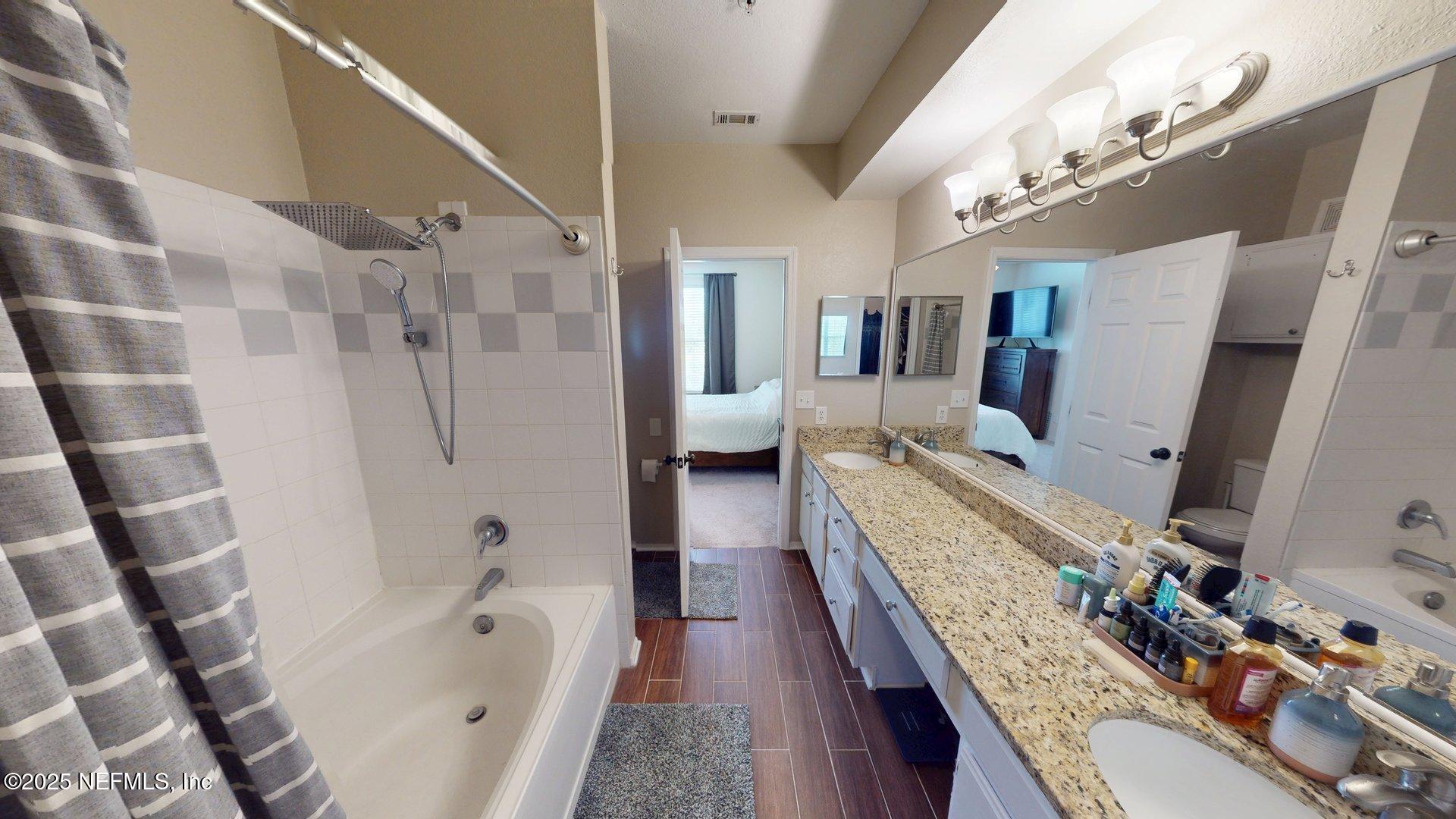 13810 SUTTON PARK Drive N 528